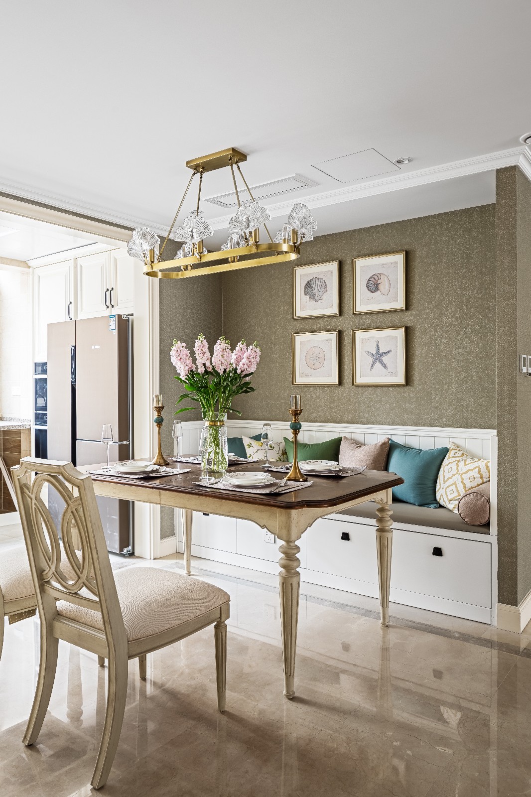 美式风格家装设计室内装修效果图-餐厅 美式风格家装设计室内装修效果图-餐厅