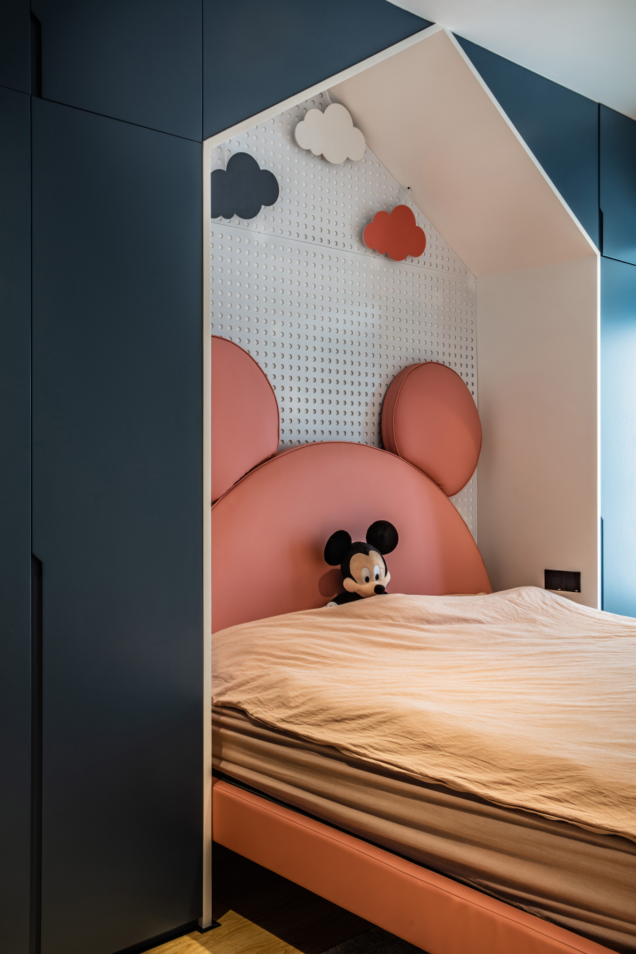 现代风格室内家装案例效果图-儿童房 现代风格室内家装案例效果图-儿童房