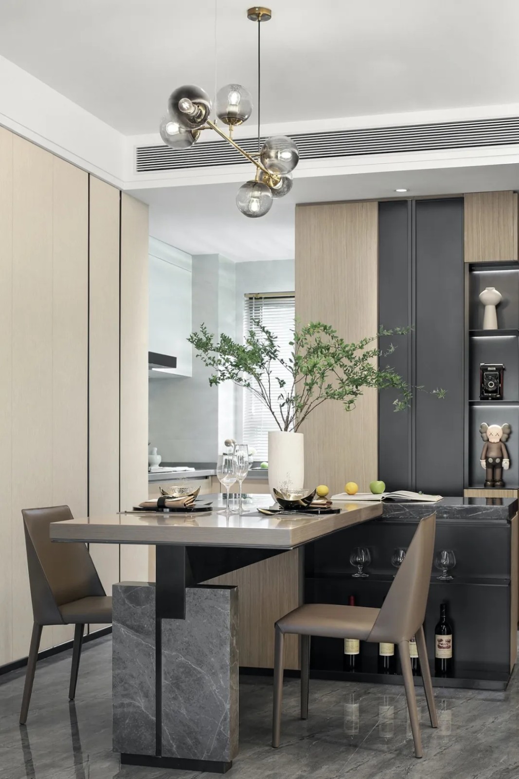 现代轻奢风格家装设计室内装修效果图-餐厅 现代轻奢风格家装设计室内装修效果图-餐厅