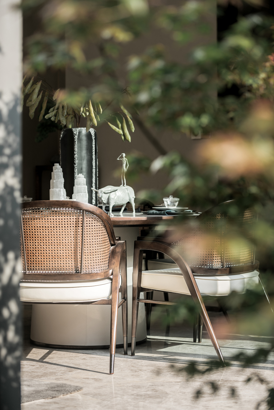 新中式风格别墅家装案例效果图-餐厅 新中式风格别墅家装案例效果图-餐厅